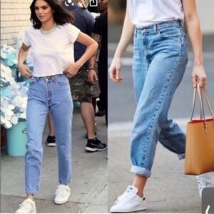 Vintage Levis 512 Light-Medium Wash High Waisted Jeans USA